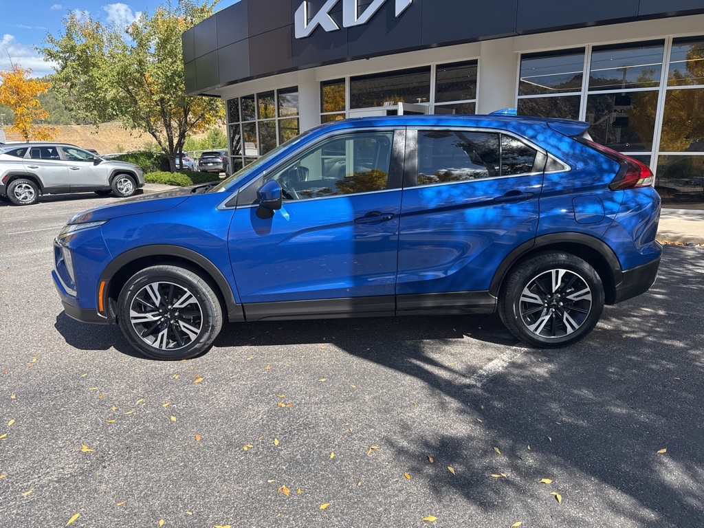 2024 Mitsubishi Eclipse Cross SE photo 3