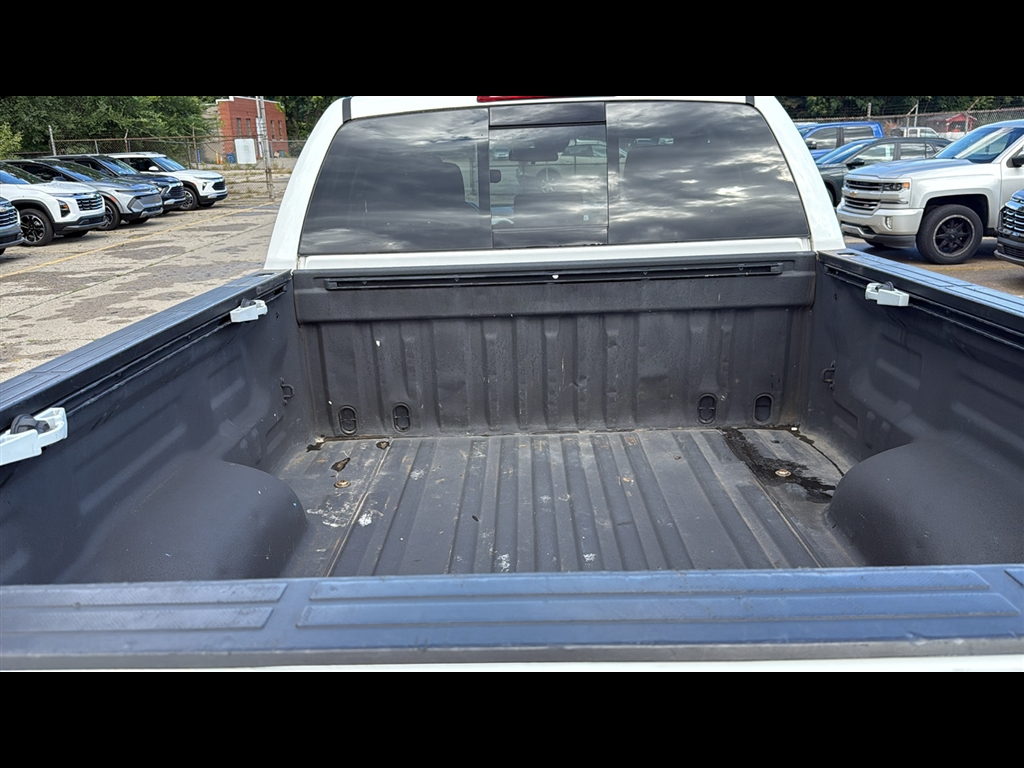 2019 Toyota Tundra SR5 Grade photo 24