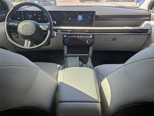 2025 Hyundai Tucson Limited photo 5