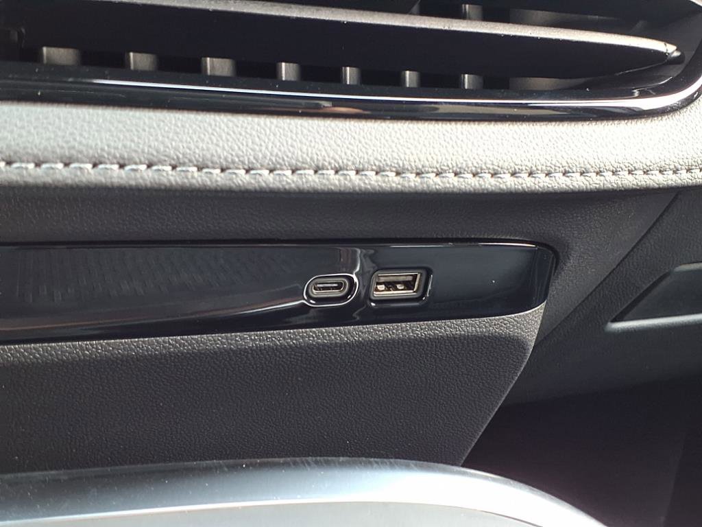 2026 Buick Enclave Preferred photo 4