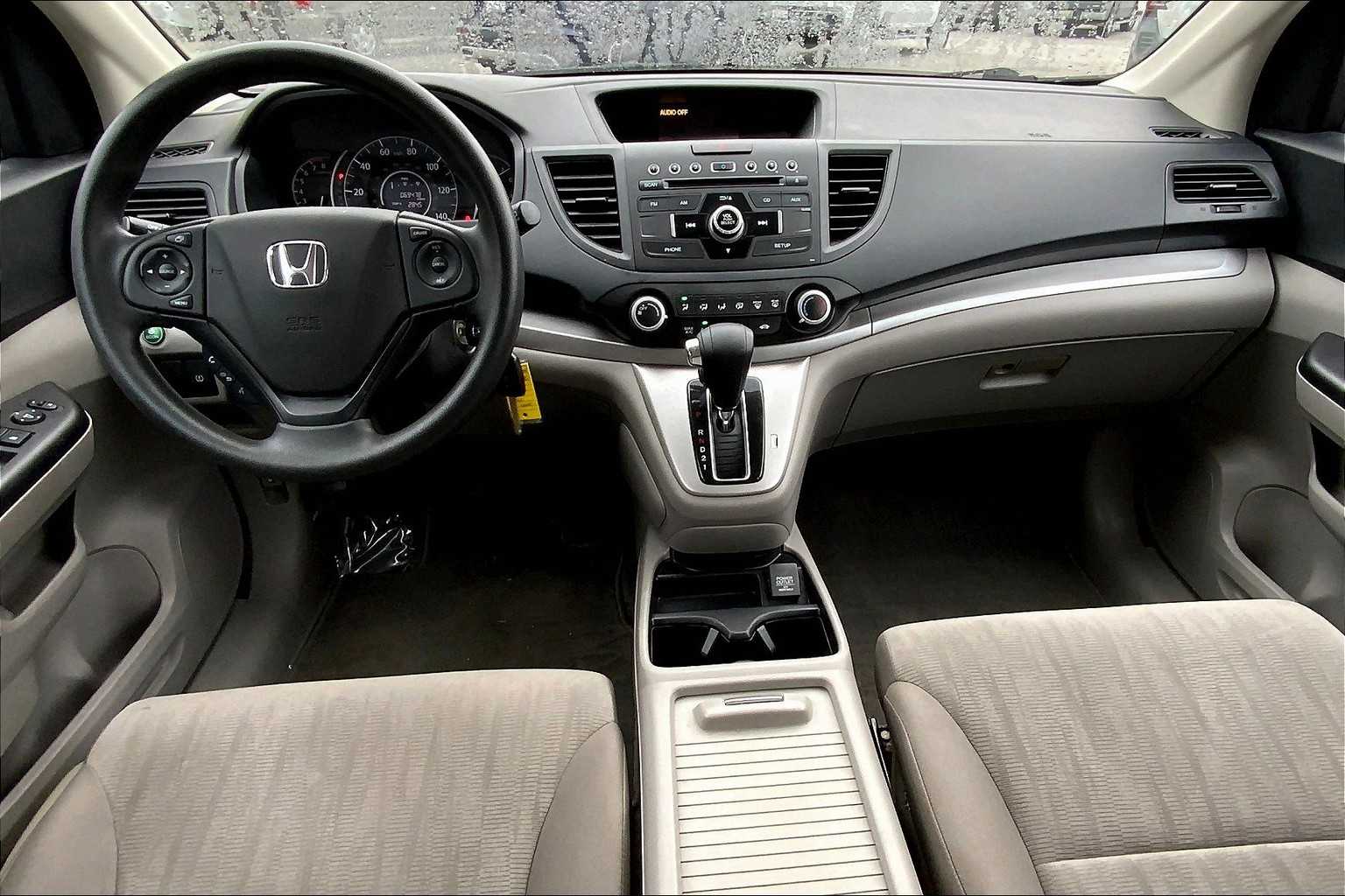 2014 Honda CR-V LX photo 14