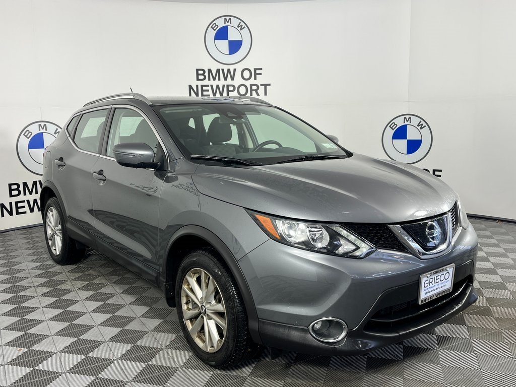 2019 Nissan Rogue Sport SV's photo