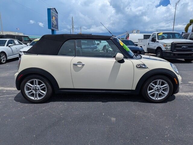 2013 Mini Cooper Convertible S photo 6