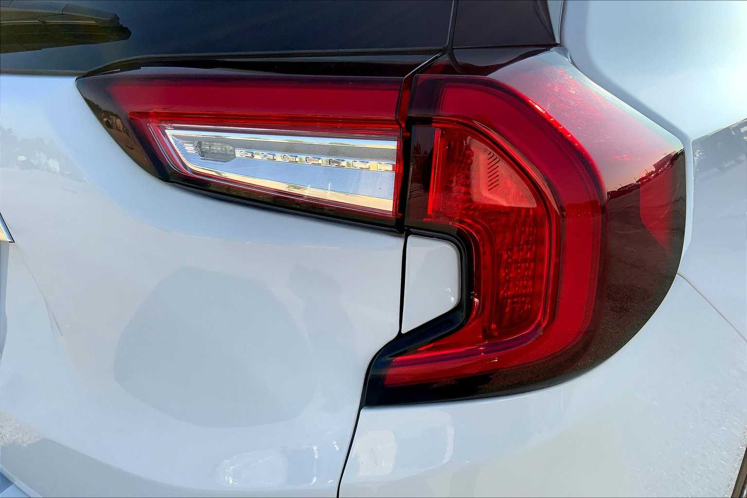 2024 Gmc Terrain SLT photo 26