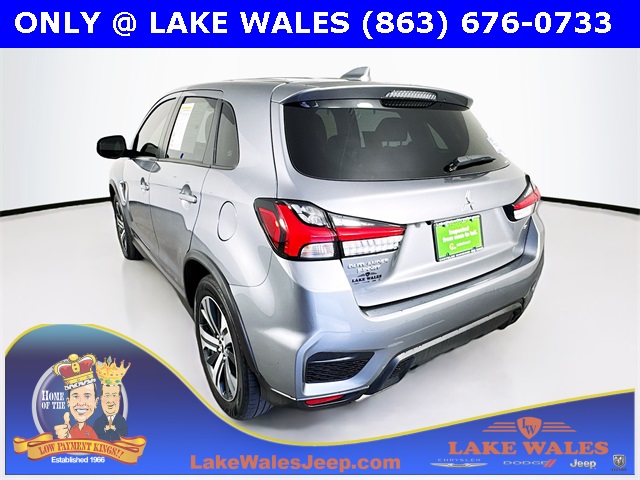 2024 Mitsubishi Outlander Sport SE photo 3