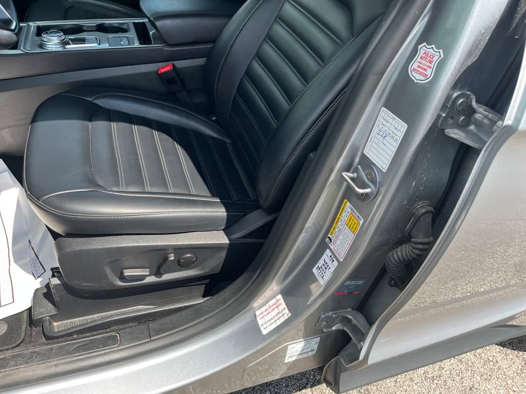 2024 Ford Edge SEL photo 19