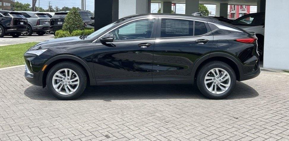 2025 BUICK ENVISTA - Image 2