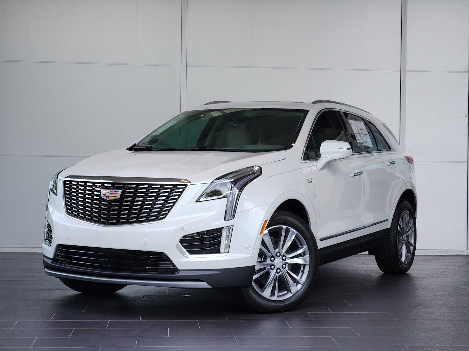 2025 Cadillac XT5