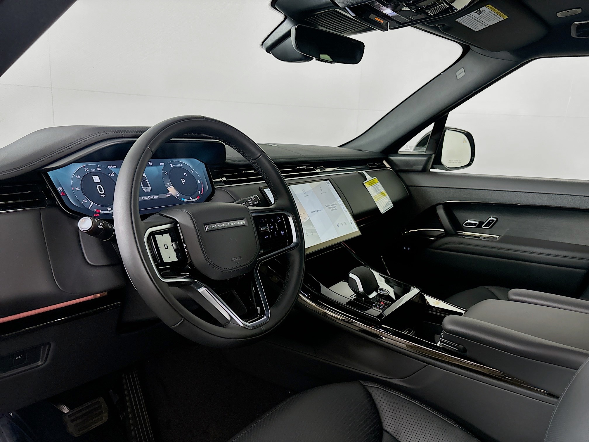 2025 Land Rover Range Rover Sport SE photo 6