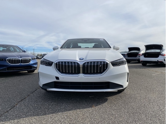 Used 2025 BMW i5 40 with VIN WBY13HG02SCT61309 for sale in Nassau County, NY