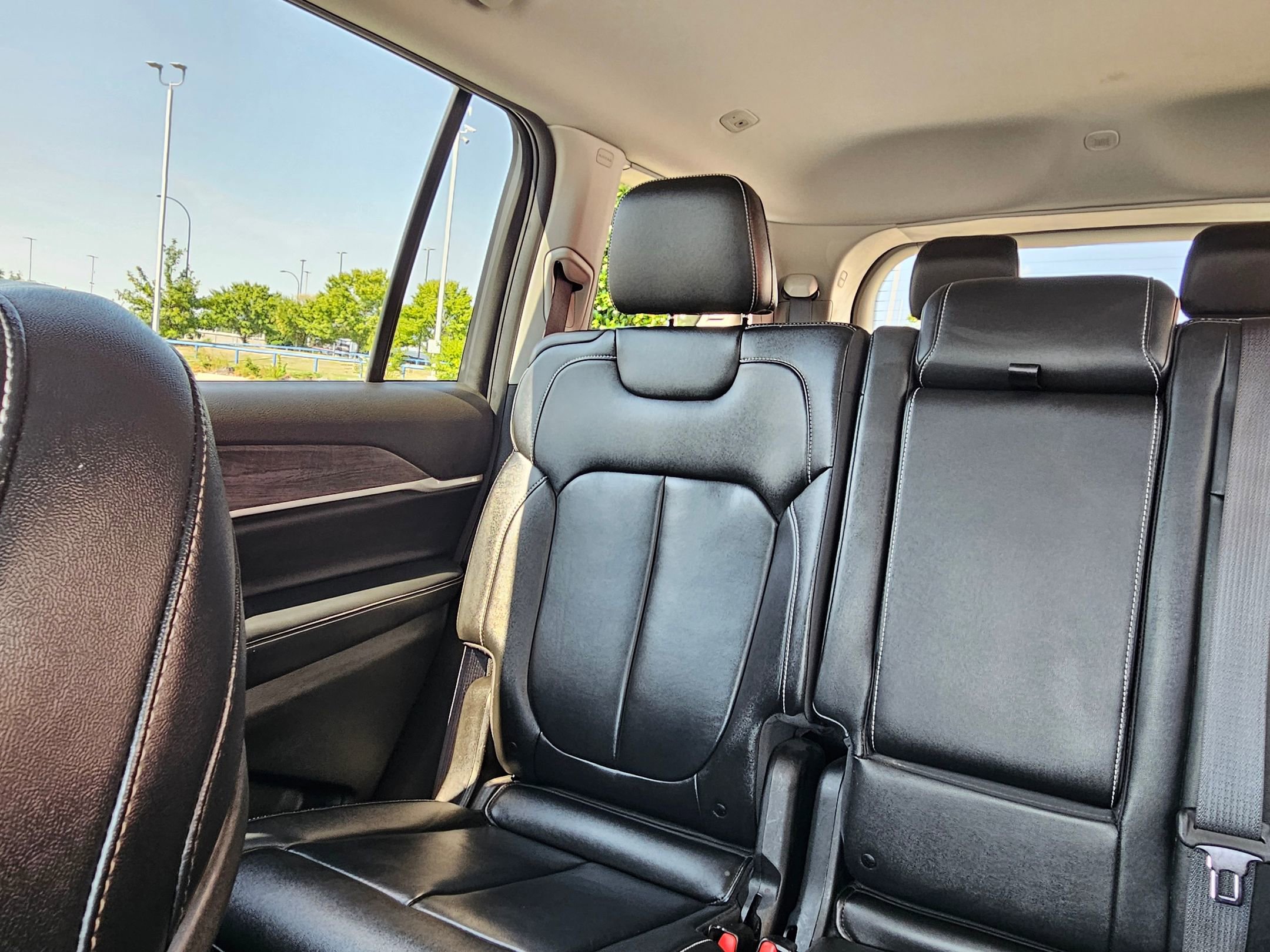 2023 Jeep Grand Cherokee Limited photo 24