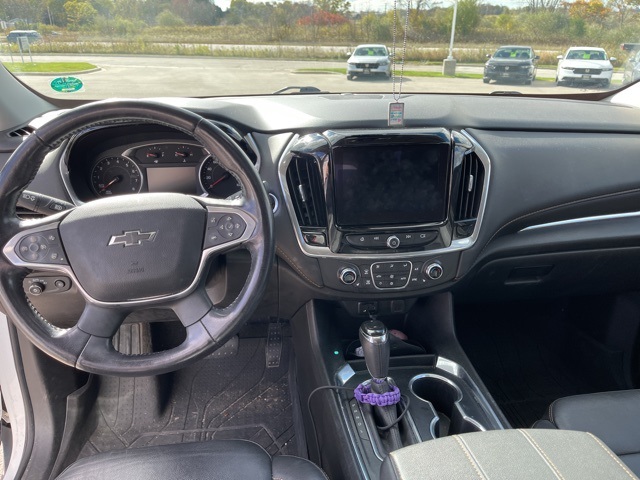 2020 Chevrolet Traverse RS photo 2