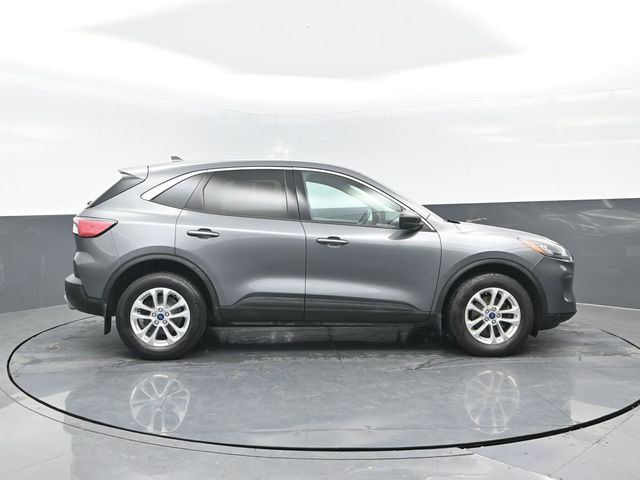 2022 Ford Escape SE photo 3