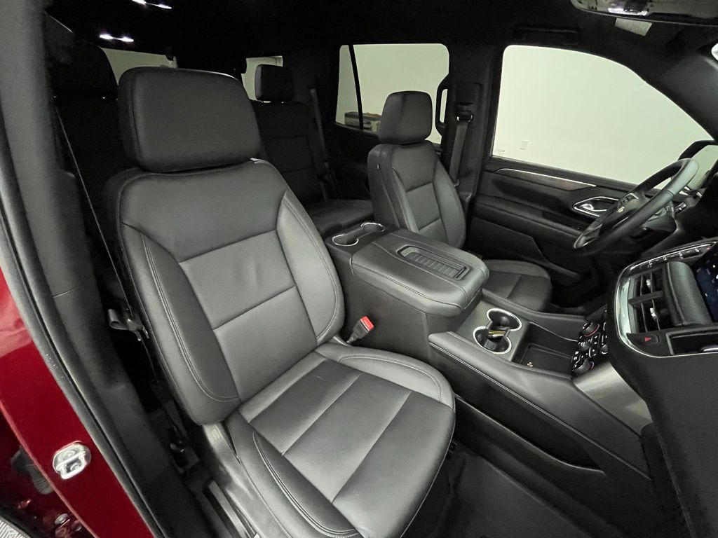 2023 Chevrolet Tahoe LT photo 29