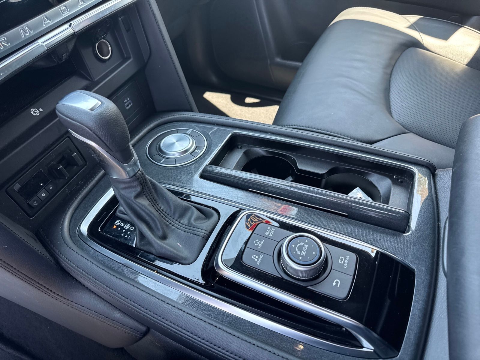 2024 Nissan Armada SL photo 20
