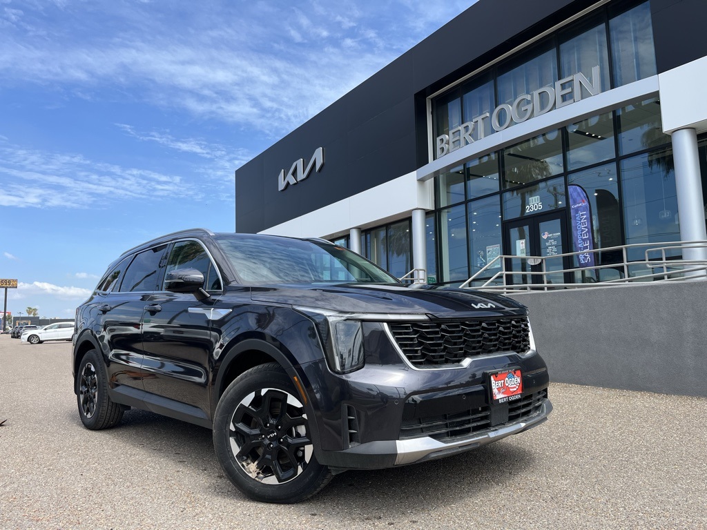 2025 Kia Sorento S's photo