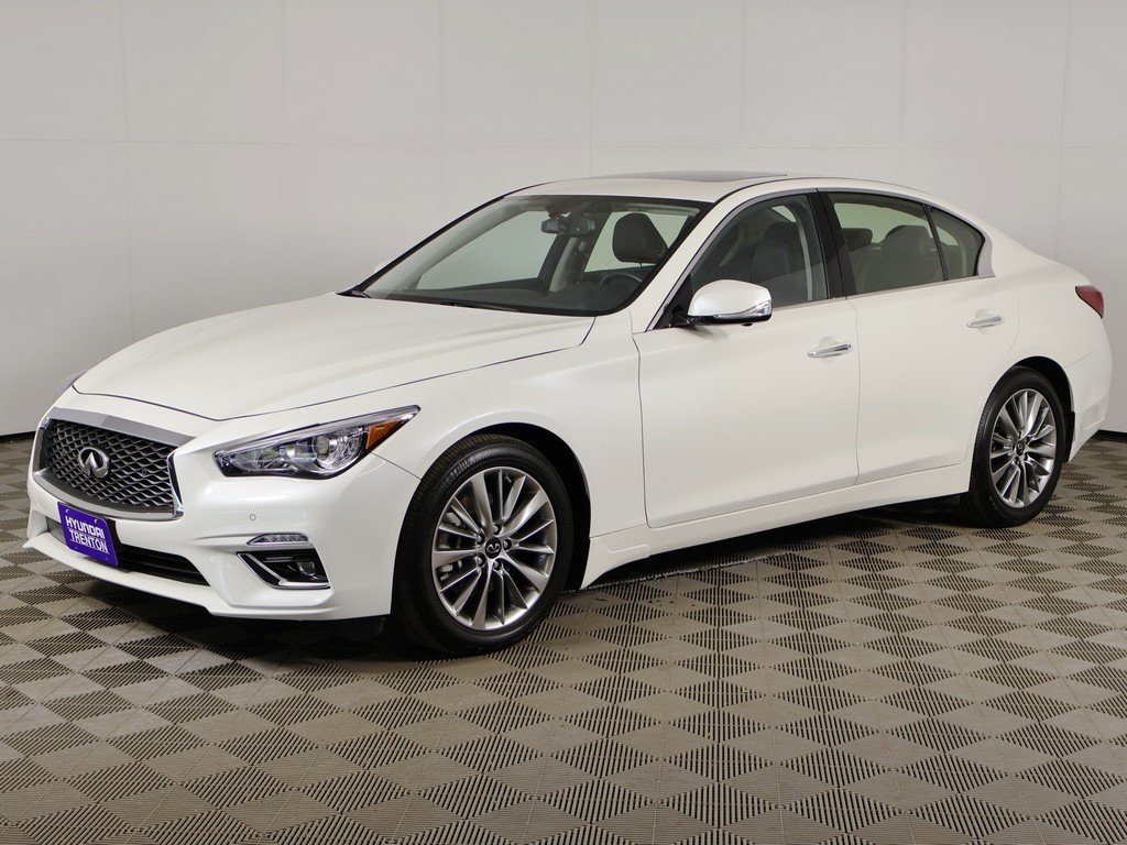 2022 Infiniti Q50 LUXE photo 5