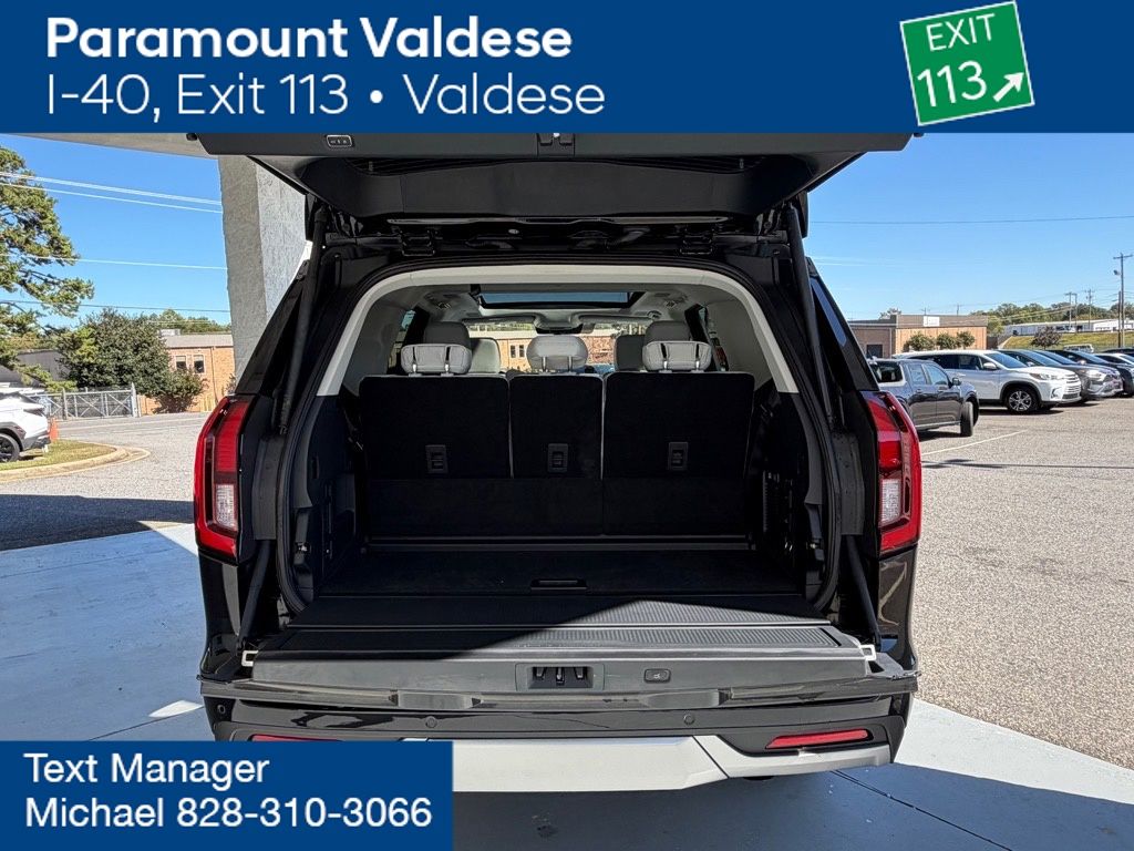 2025 Ford Expedition Platinum photo 3