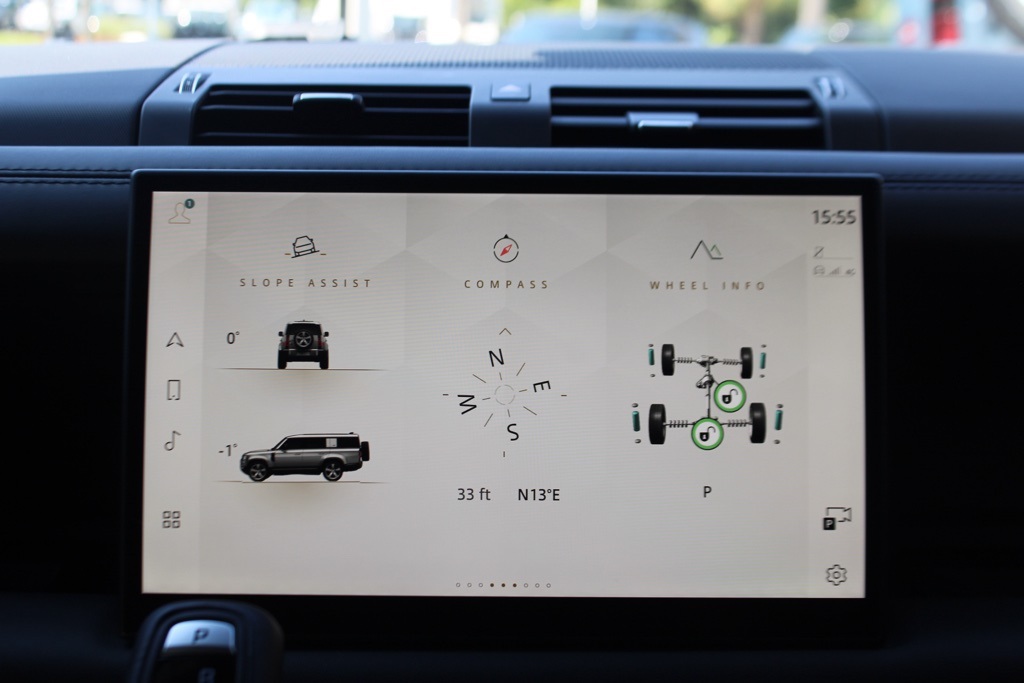 2024 Land Rover Defender Outbound photo 18