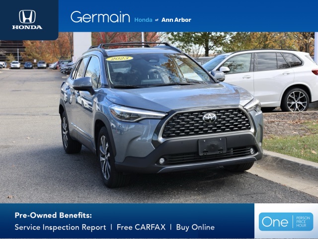 2023 Toyota Corolla Cross XLE
