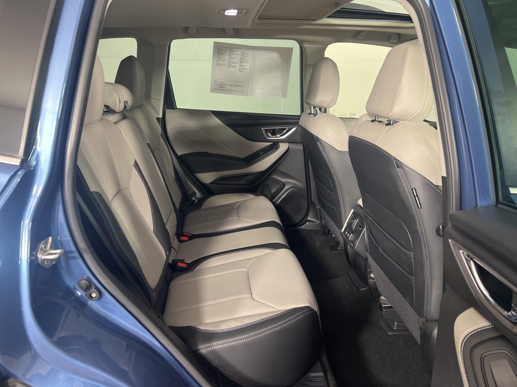 2023 Subaru Forester Limited photo 2