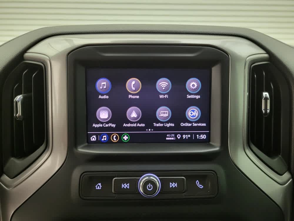 2024 Chevrolet Silverado 1500 Custom photo 3