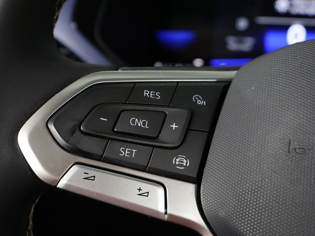 2022 Volkswagen Taos SE photo 29