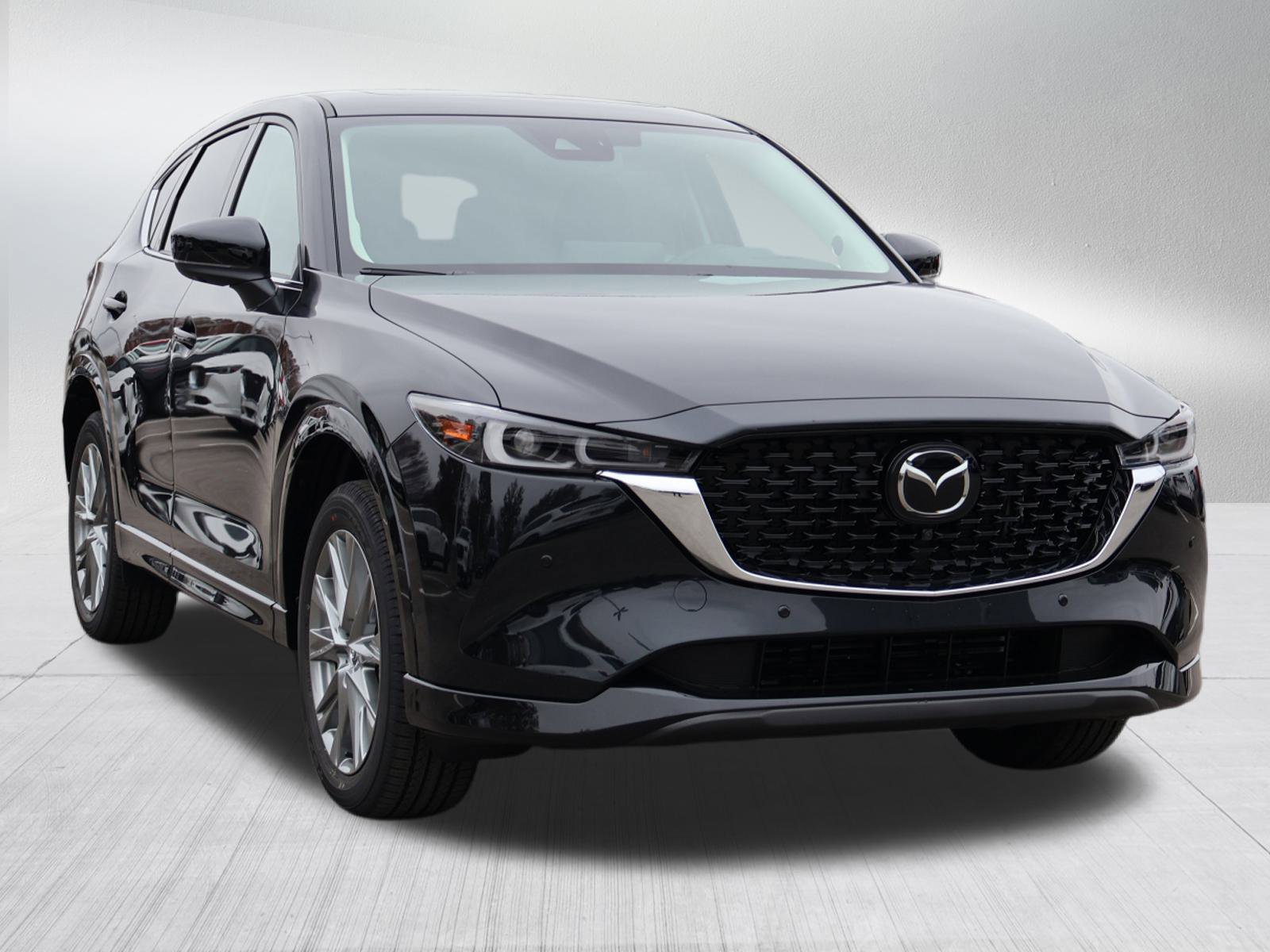 2025 Mazda CX-5 S Premium Plus package's photo