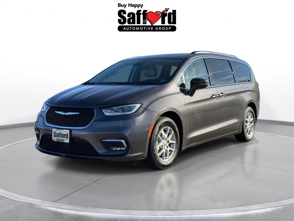 2021 Chrysler Pacifica Touring L's photo
