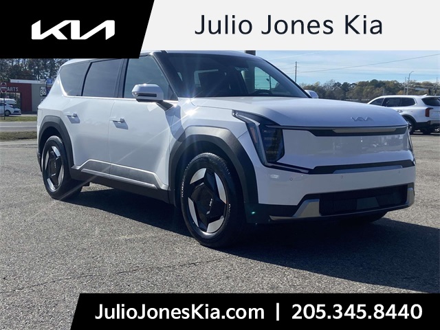 2026 Kia EV9 Light L/R's photo