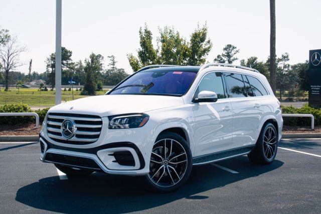 2026 Mercedes-Benz GLS Base's photo