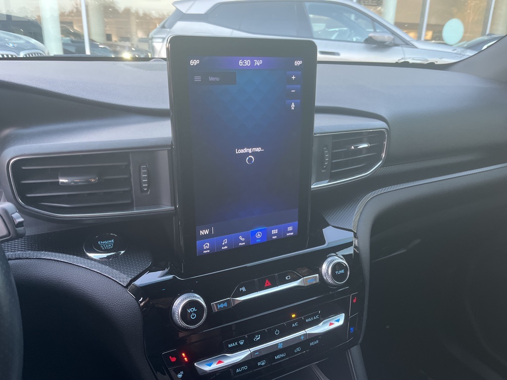 2022 Ford Explorer ST photo 5