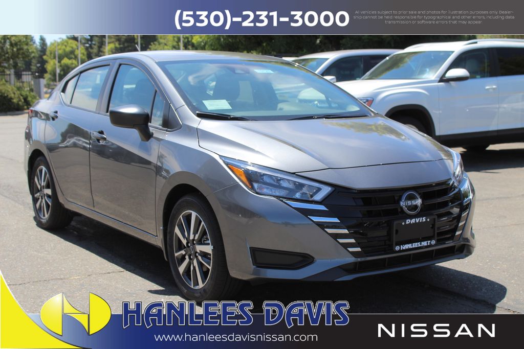 2025 Nissan Versa 1.6 S photo 4