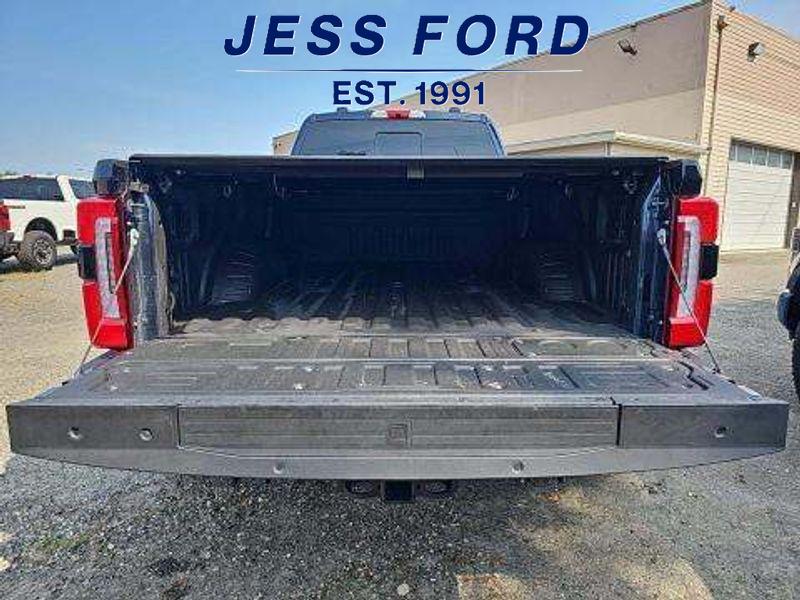 2024 Ford F-450 Platinum photo 10