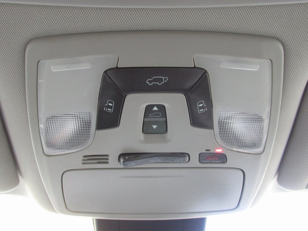 2018 Toyota Sienna XLE photo 28