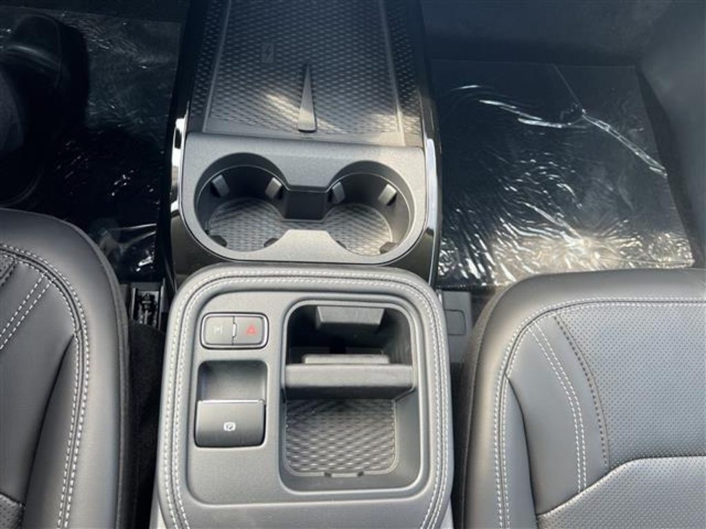 2025 Ford Mustang Mach-E Premium photo 12