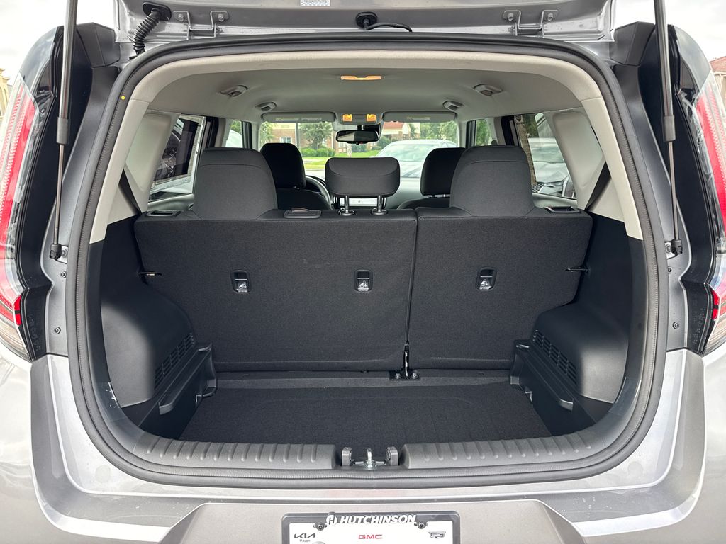 2025 Kia Soul LX S photo 15