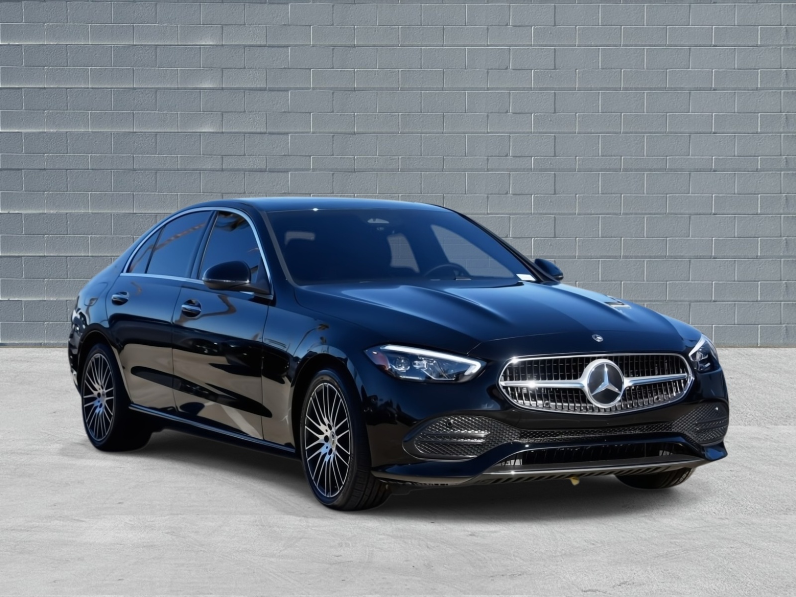2025 Mercedes-Benz C-Class Sedan C 300's photo