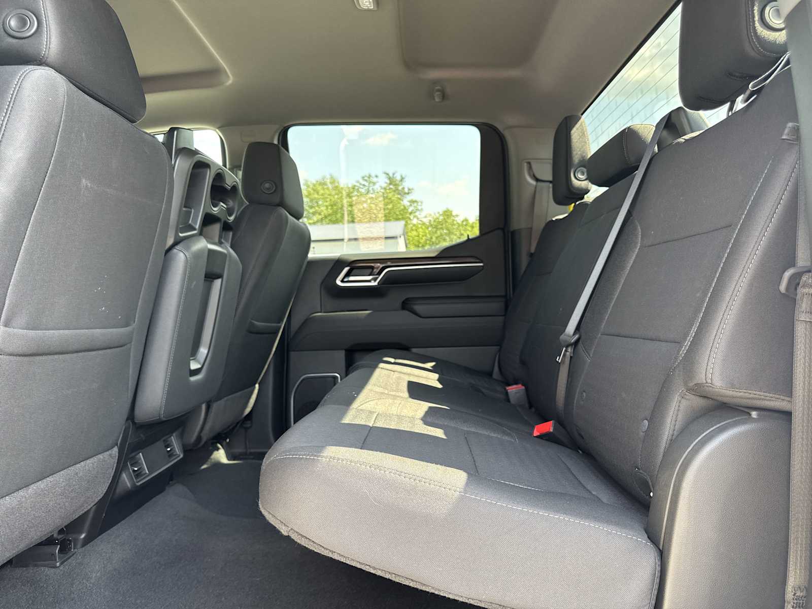 2024 Chevrolet Silverado 1500 LT photo 31