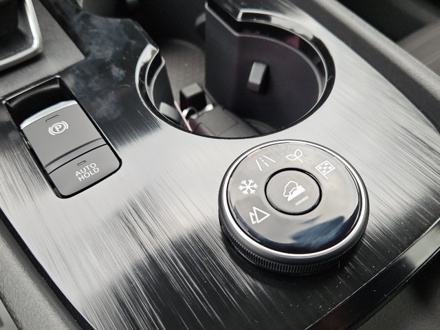 2026 Nissan Rogue SV photo 39