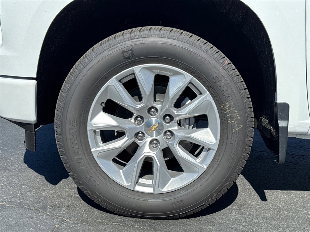 2026 Chevrolet Silverado 1500 Custom photo 5