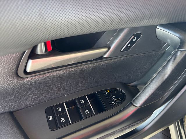 2023 Mazda CX-50 2.5 Preferred Plus photo 9