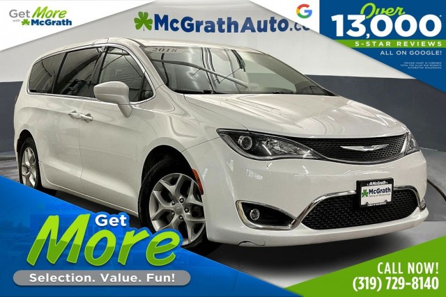 2018 Chrysler Pacifica Touring Plus's photo