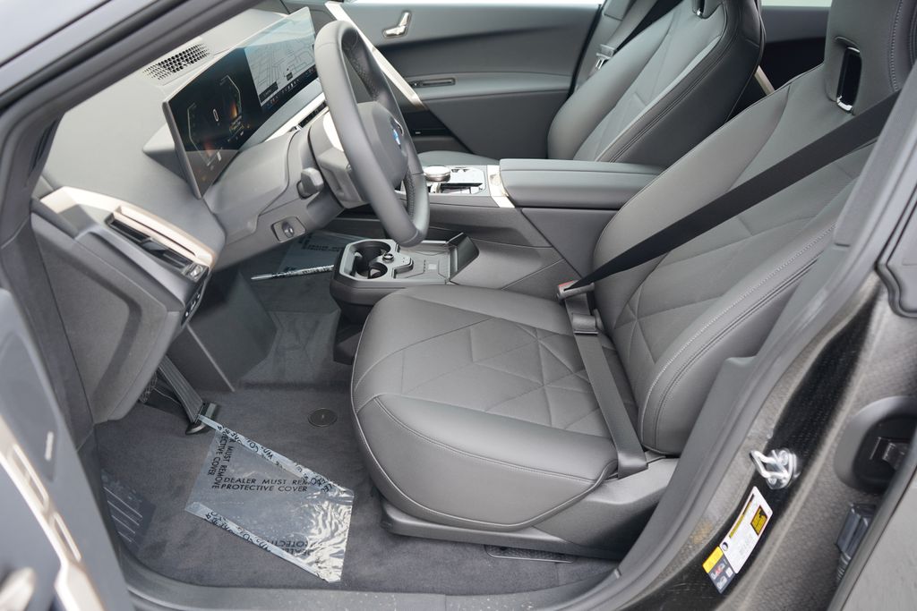 2026 Bmw iX photo 8