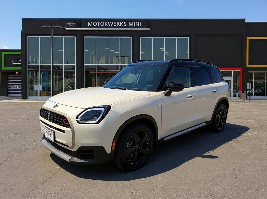 2026 MINI Countryman S's photo
