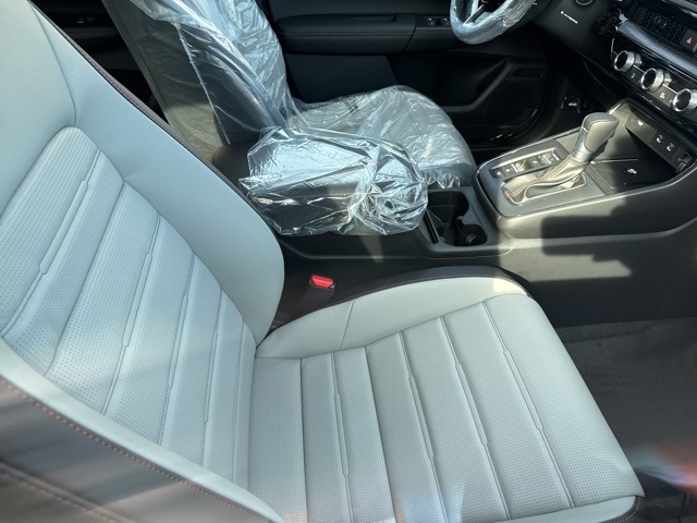 2026 Honda CR-V Hybrid Sport Touring photo 11