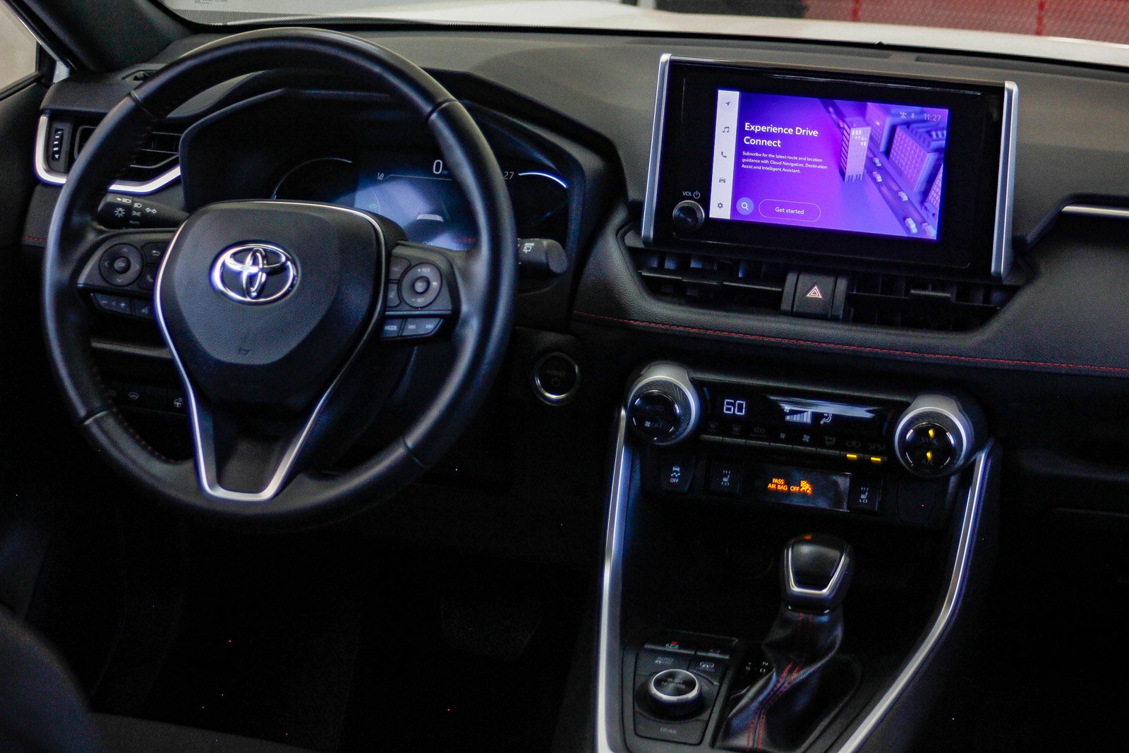 2024 Toyota RAV4 Prime SE photo 11