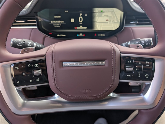 2025 Land Rover Range Rover SE photo 6