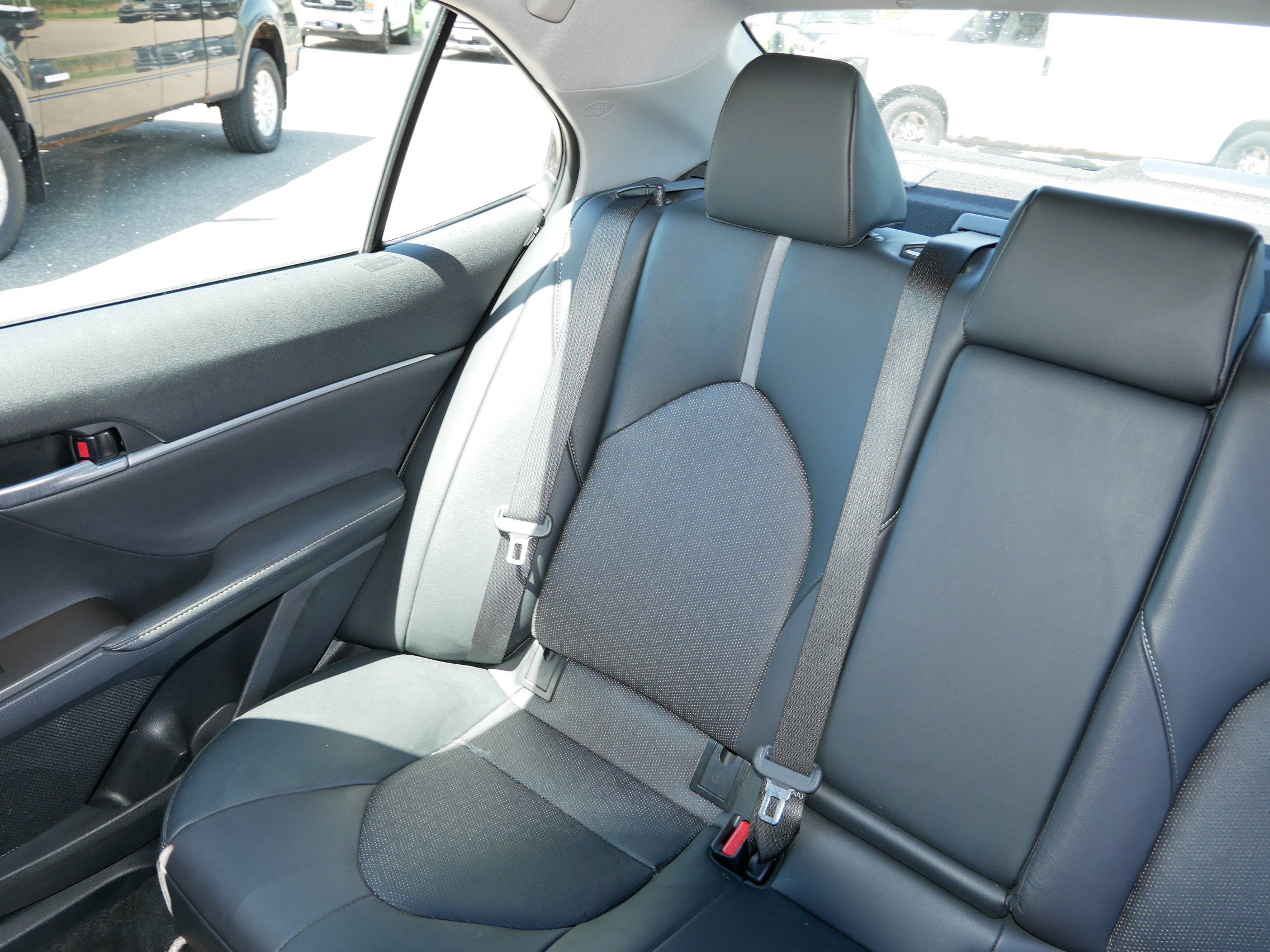 2023 Toyota Camry XSE photo 12