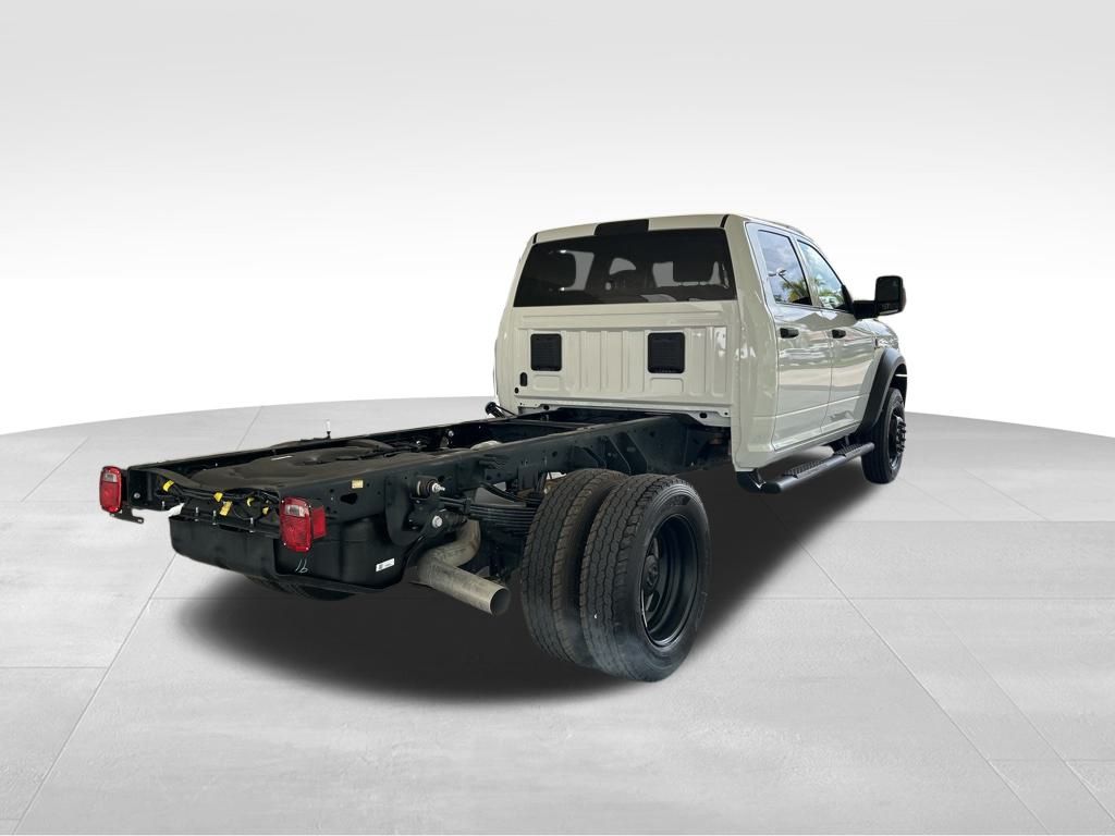 2026 Ram 4500 Tradesman photo 2